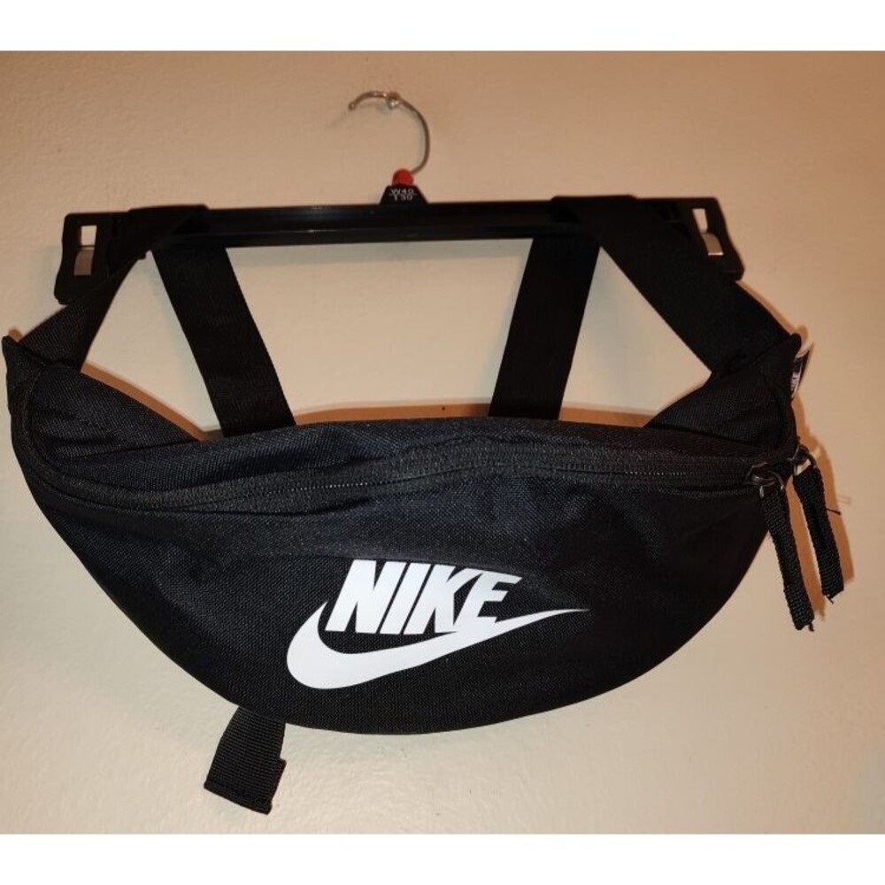 Men's Nike Heritage Fanny Pack Hip Waist Large Black Crossbody Belt Bag